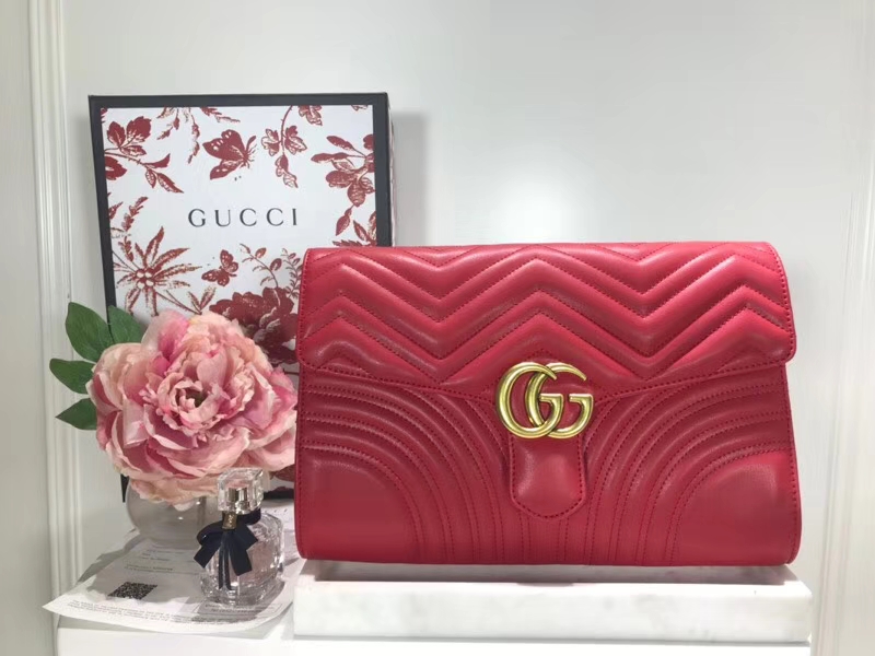 GUCCI 最新款手包 ​GG系列手包波浪纹链条包 498079 红色 精选小牛皮 30×20×4cm