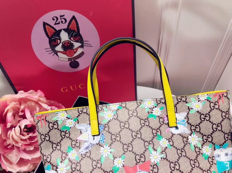 Gucci最萌的mini卡通购物袋 410812，撩翻你的少女，风靡时尚，萌萌哒融化人心 21×20×10cm