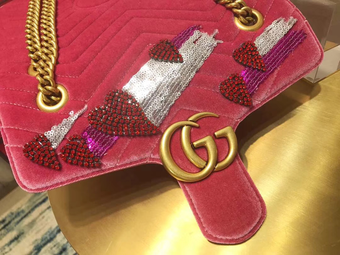 GUCCI（古驰）Marmont特别系列手袋 443497 深粉色 闪亮的金属感亮片刺绣 26cm