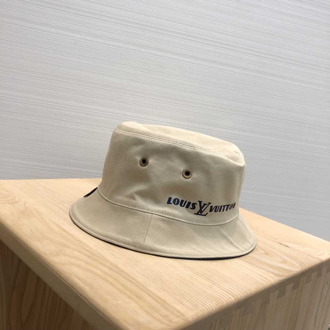 路易威登 夏天的宝藏LV渔夫帽2440 双面戴很百搭 简单的lv字母
